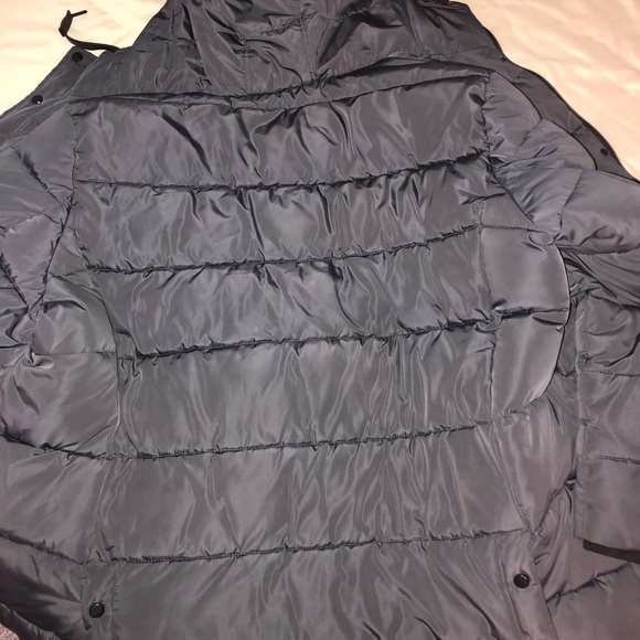 Calvin Klein Puffer - Picture 3 of 4